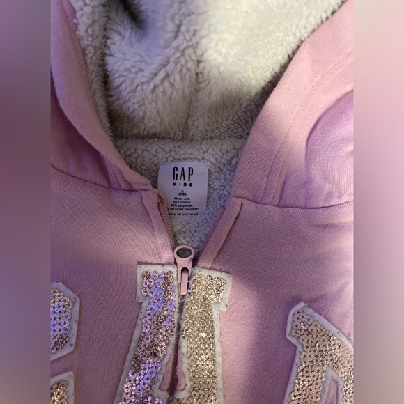 This is a bundle of 3 gap hoodie and 1 sweat pants cat and jack . - Picture 2 of 10